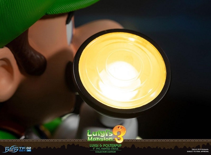 Luigi's Mansion 3 - Luigi & Polterpup Collector's Edition PVC Statue 23 cm  - First 4 Figures - Oggetti Fantastici